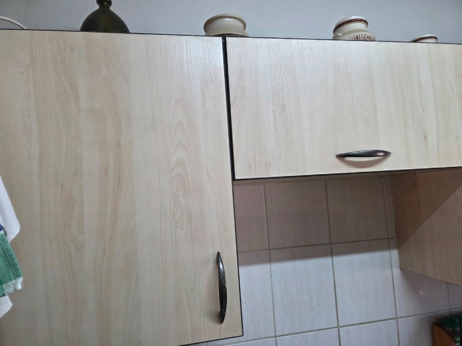 2 Bedroom Property for Sale in Langenhovenpark Free State